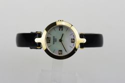 Часы наручные Tissot Flamingo T003.209.36.117.00